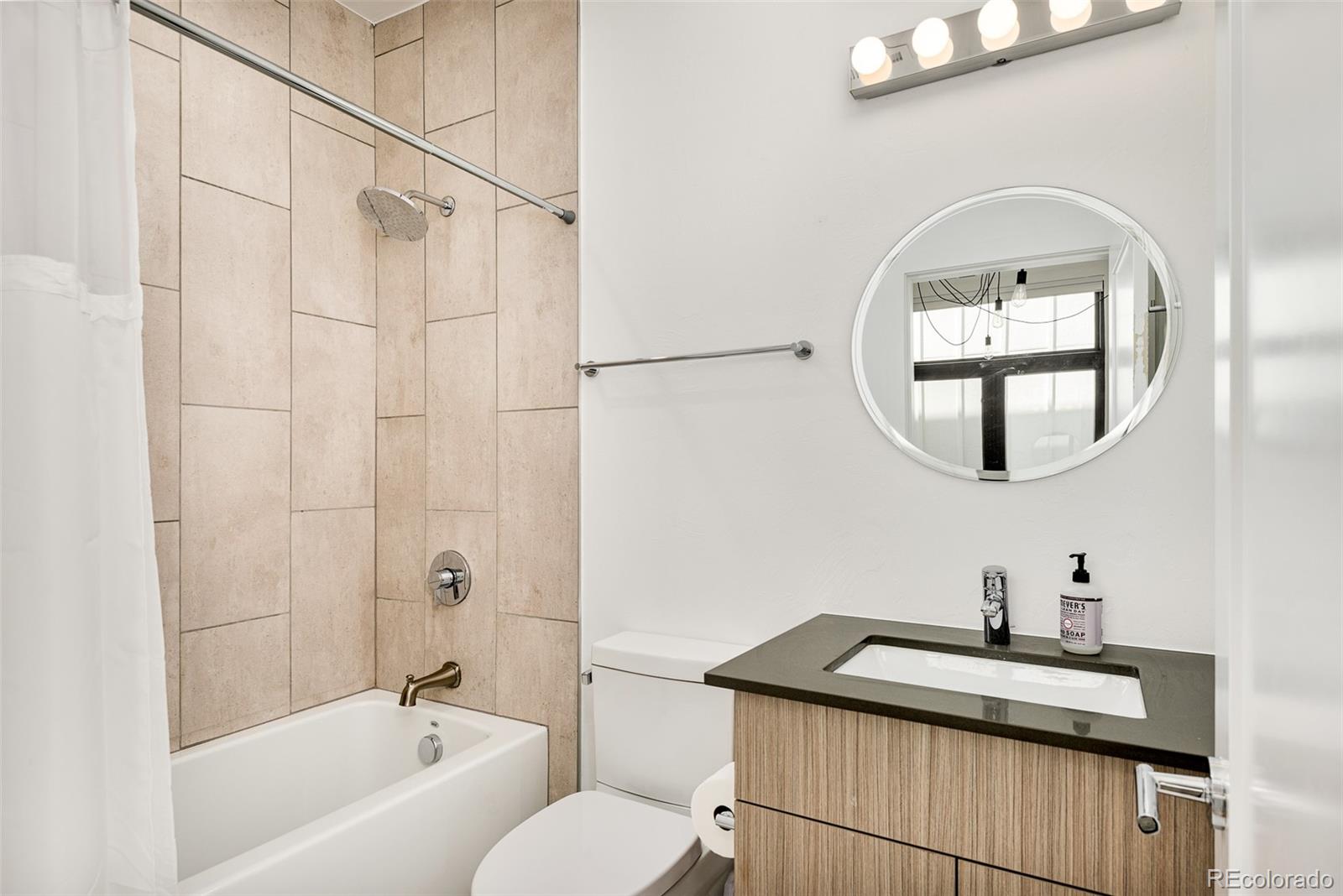 MLS Image #17 for 1819  boulder street,denver, Colorado