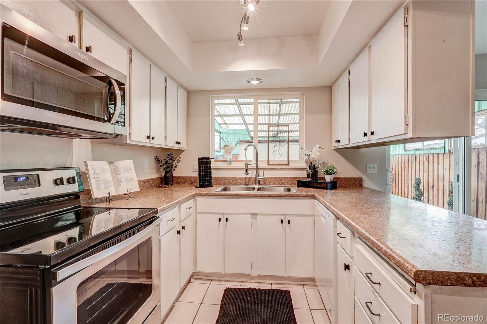 MLS Image #9 for 582 s xenon court ,lakewood, Colorado