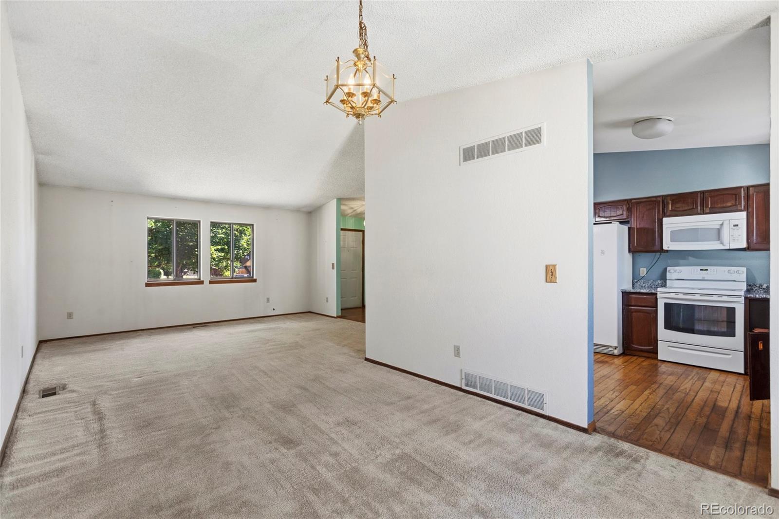 MLS Image #9 for 11750 e asbury avenue,aurora, Colorado