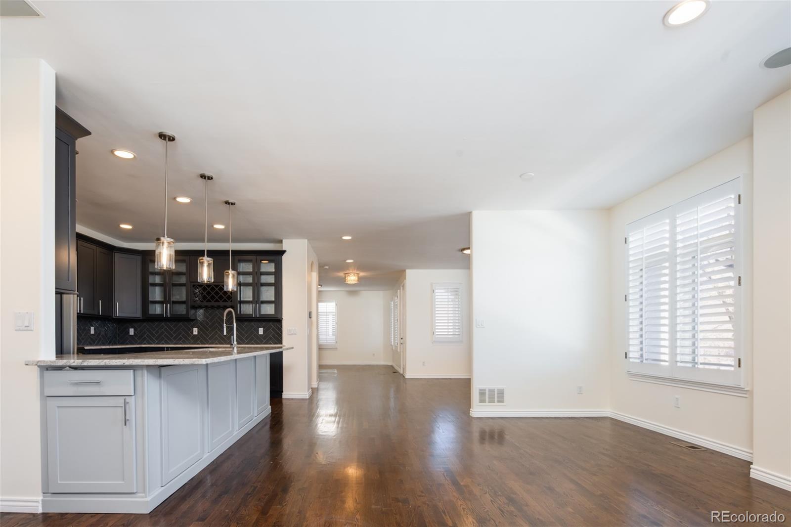 MLS Image #16 for 335 n josephine street,denver, Colorado
