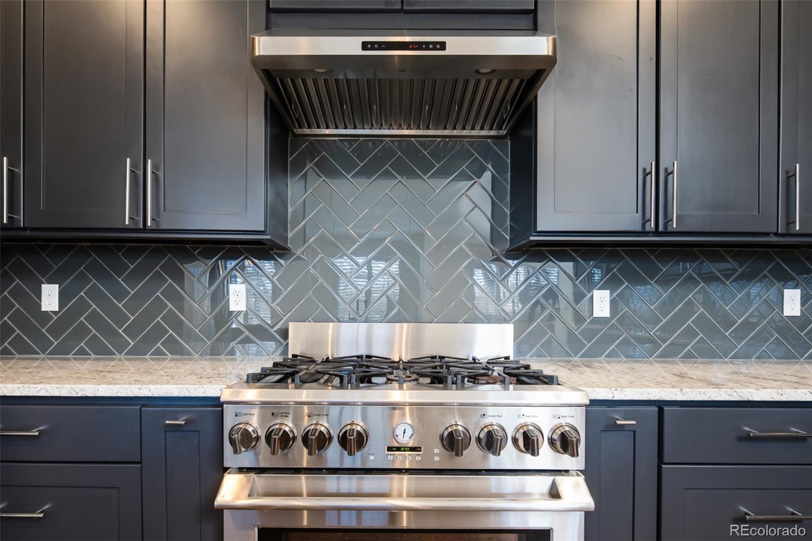MLS Image #8 for 335 n josephine street,denver, Colorado