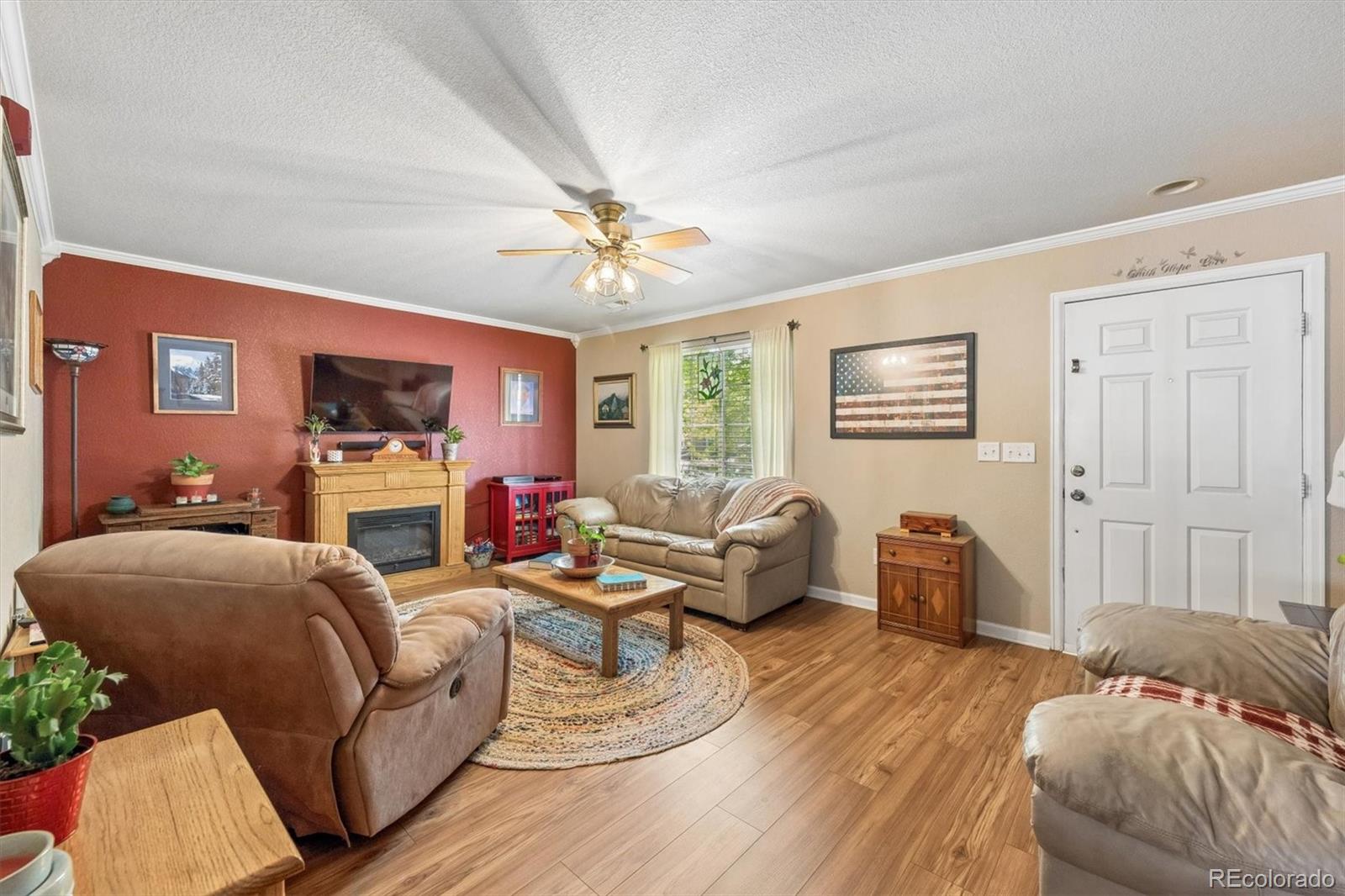 MLS Image #3 for 10140  fairfax court,denver, Colorado