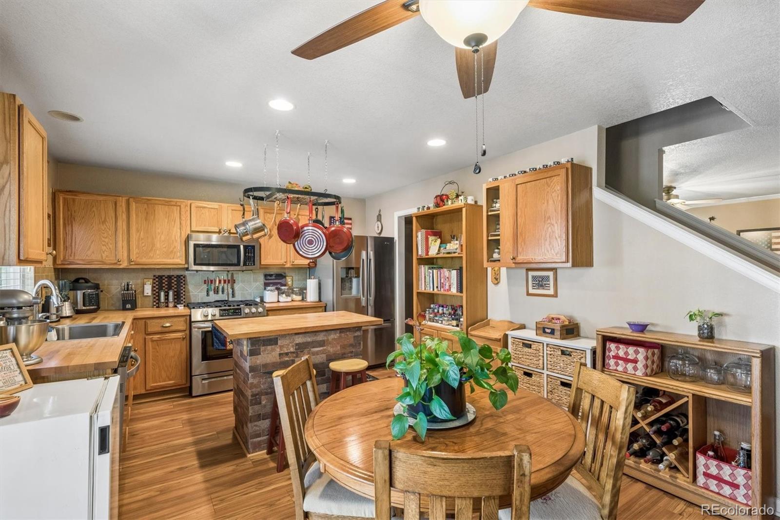 MLS Image #8 for 10140  fairfax court,denver, Colorado