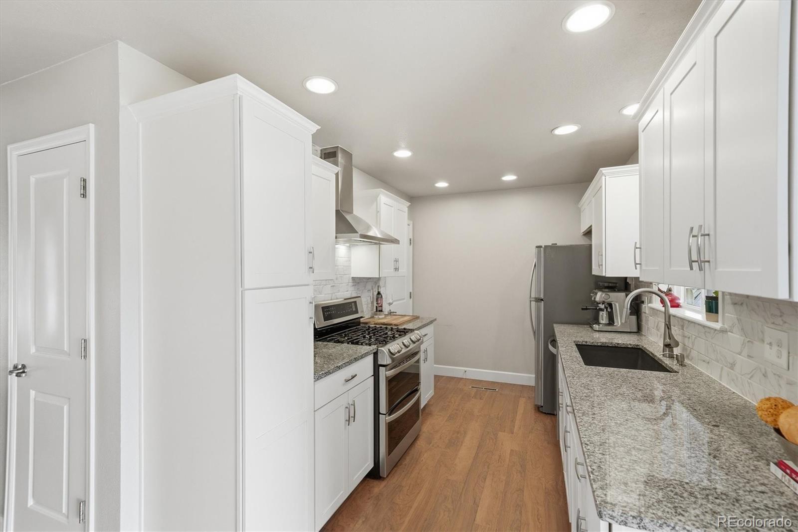 MLS Image #14 for 11854 w 65th place,arvada, Colorado