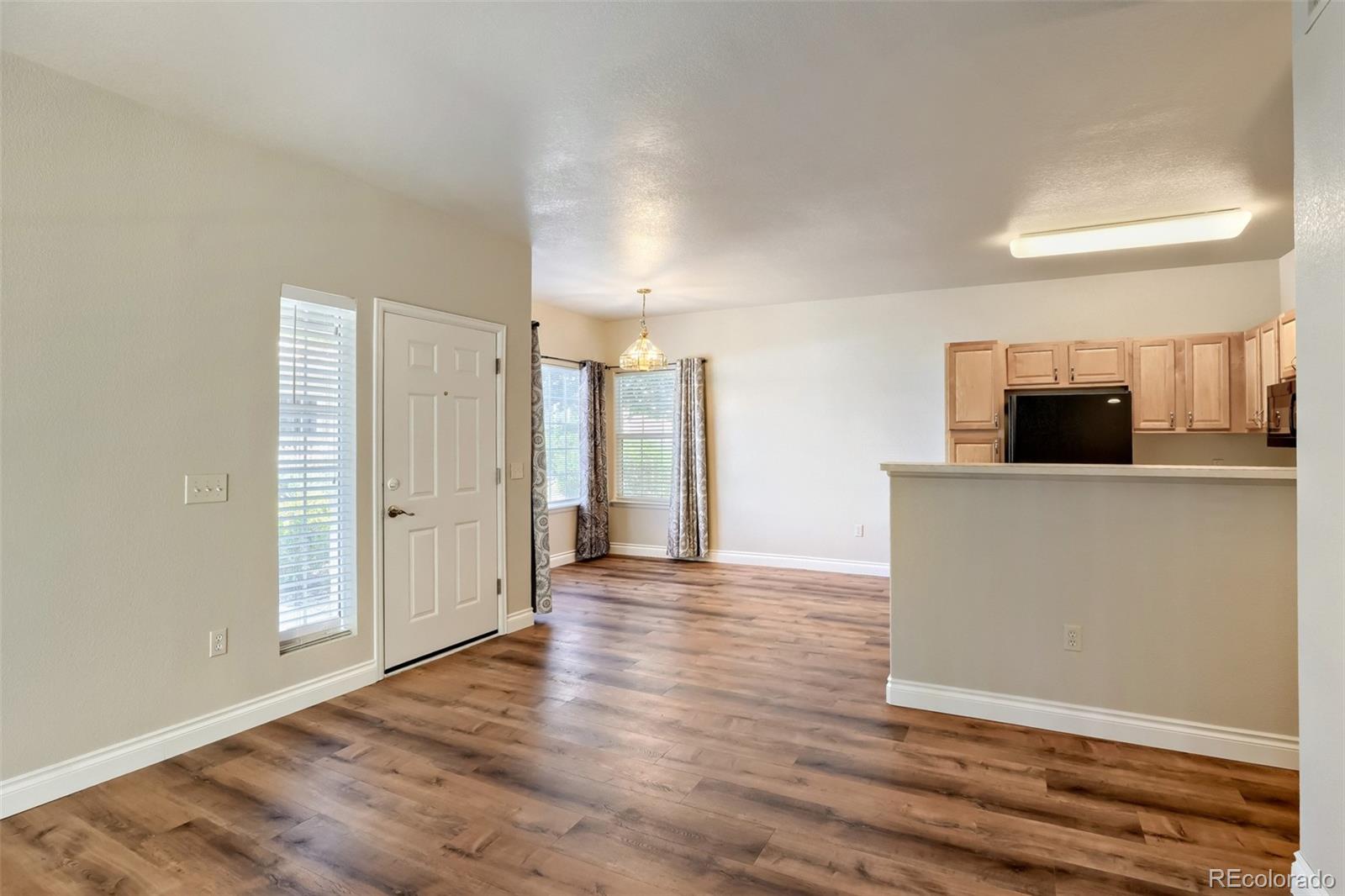 MLS Image #3 for 10096 e carolina place,aurora, Colorado