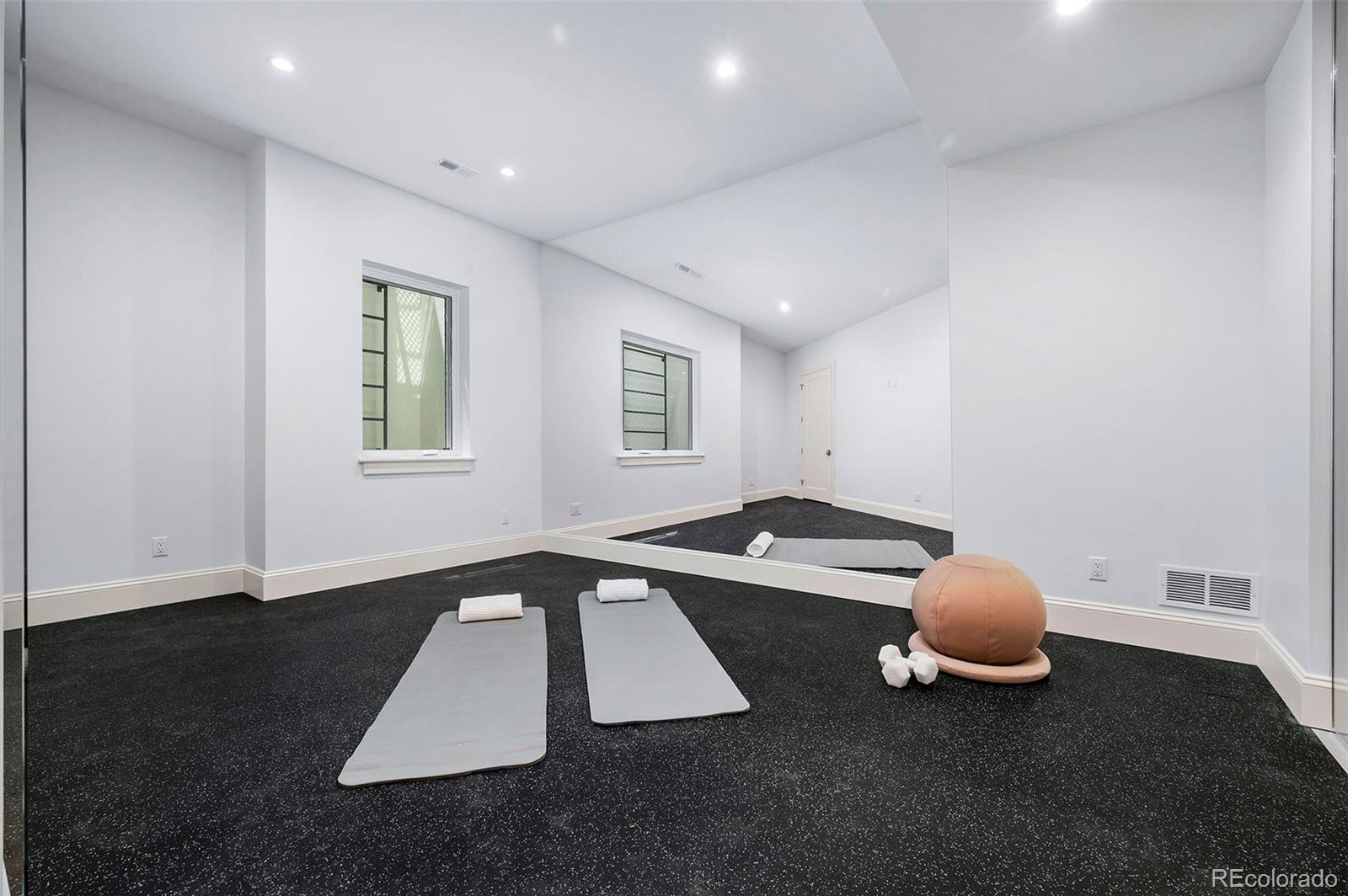 MLS Image #35 for 1367 s clayton street,denver, Colorado
