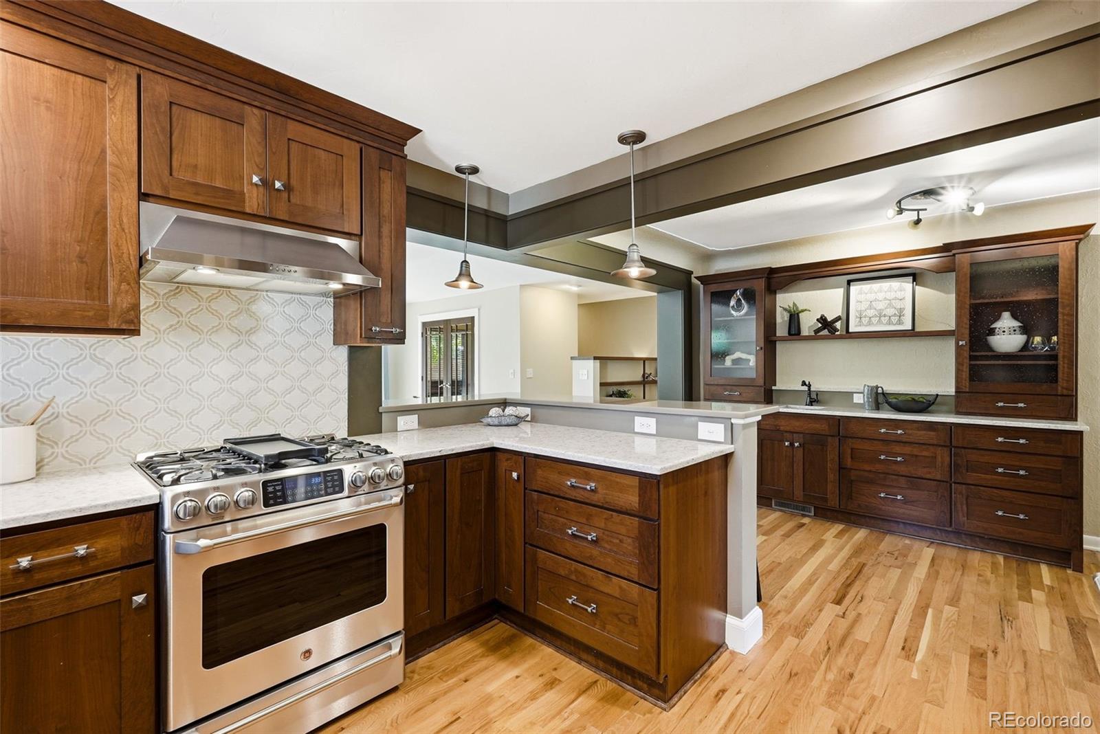 MLS Image #10 for 2335  balsam street,lakewood, Colorado