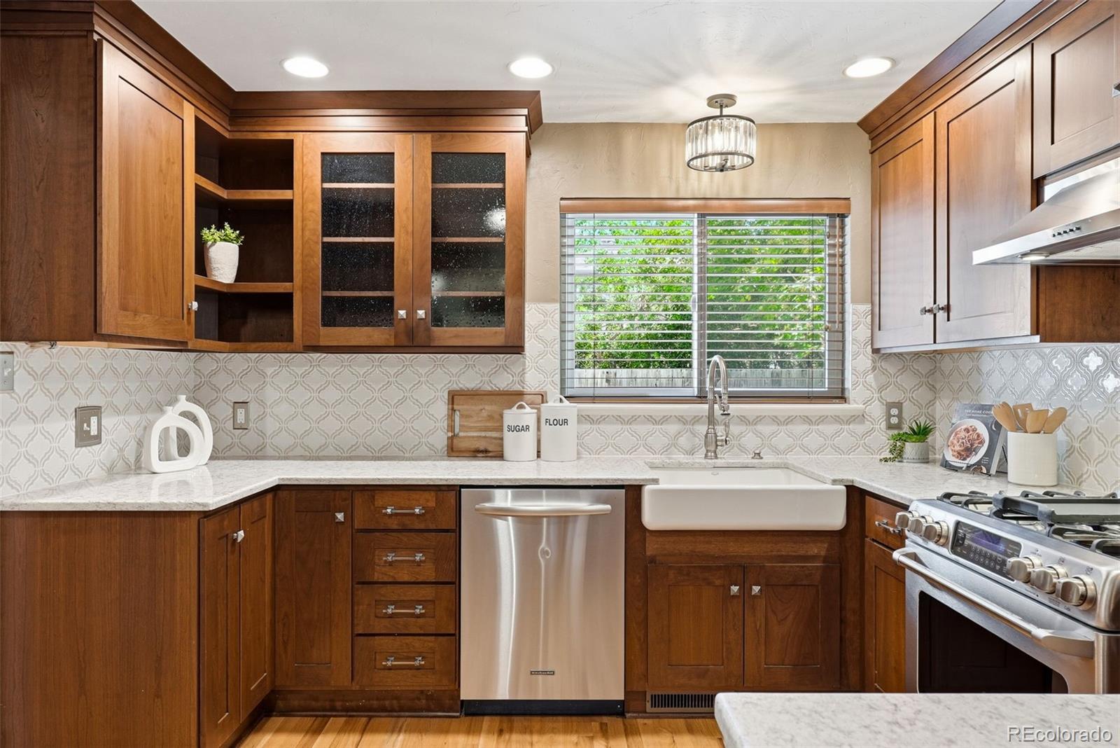 MLS Image #11 for 2335  balsam street,lakewood, Colorado