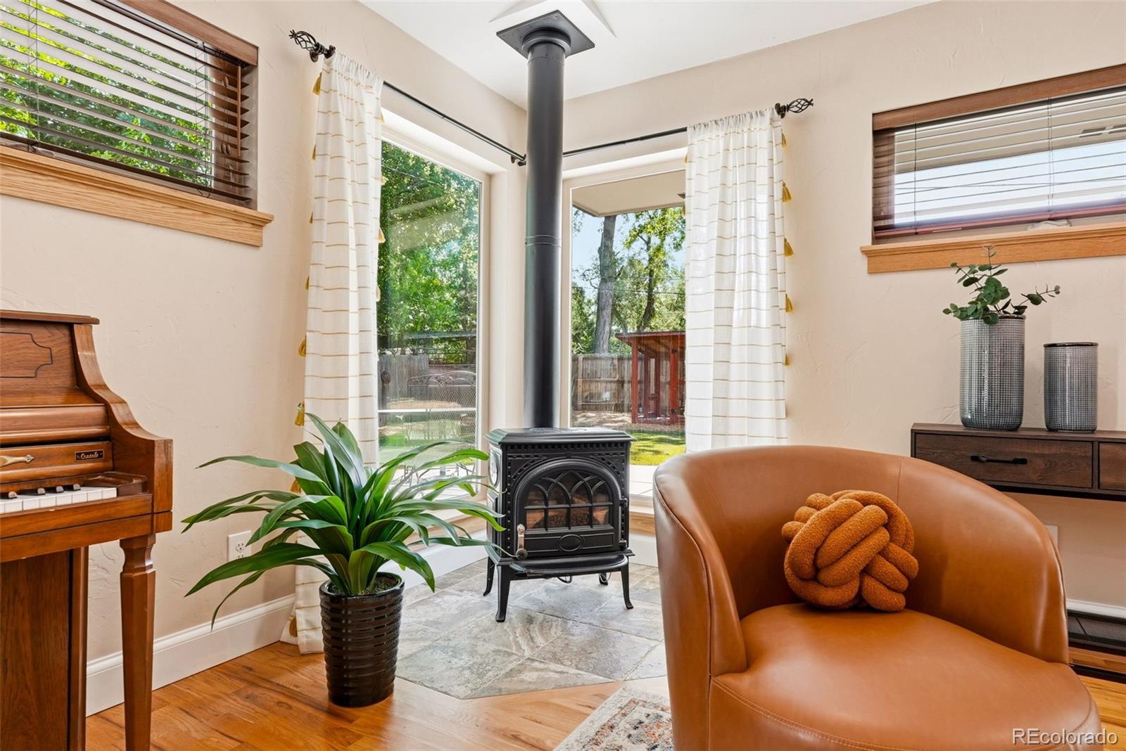 MLS Image #7 for 2335  balsam street,lakewood, Colorado