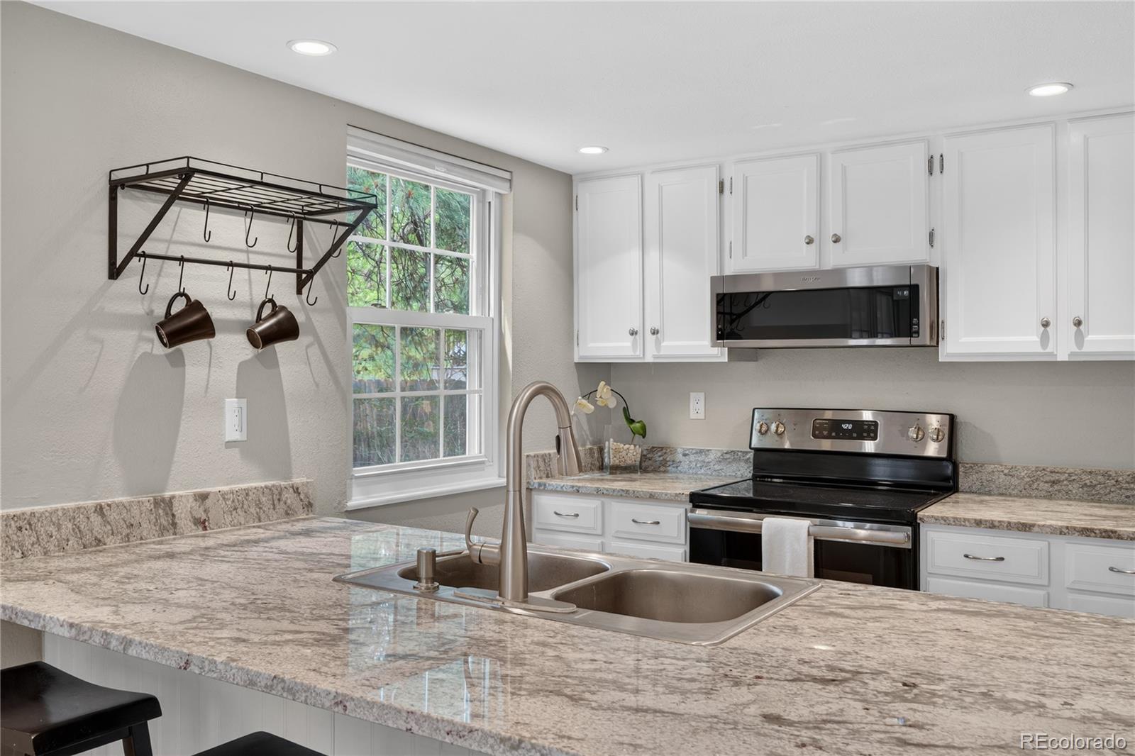 MLS Image #9 for 990  sparta drive,lafayette, Colorado