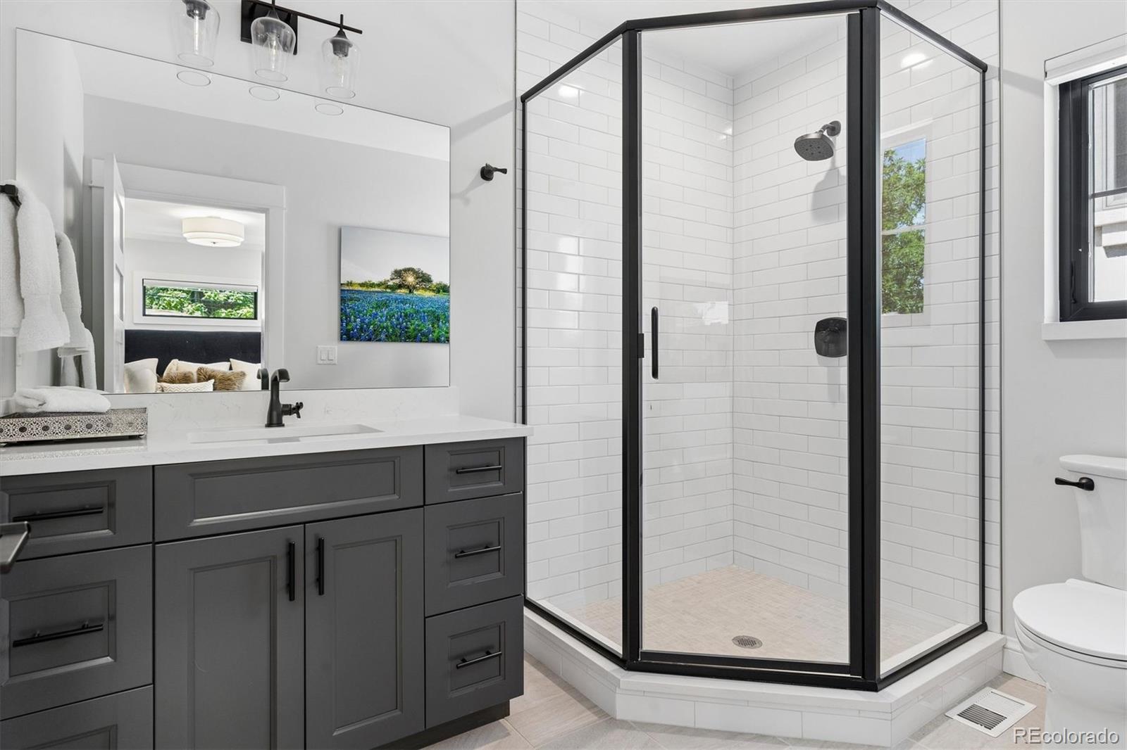 MLS Image #27 for 516 s high street,denver, Colorado