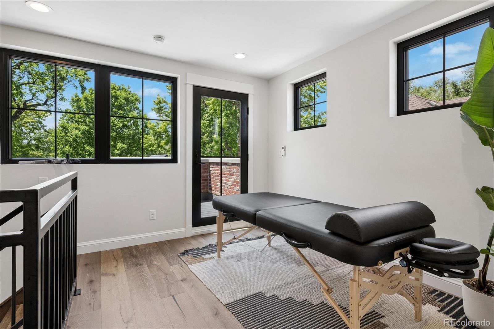 MLS Image #31 for 516 s high street,denver, Colorado