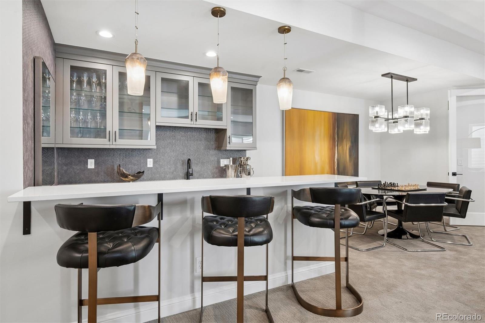 MLS Image #34 for 516 s high street,denver, Colorado