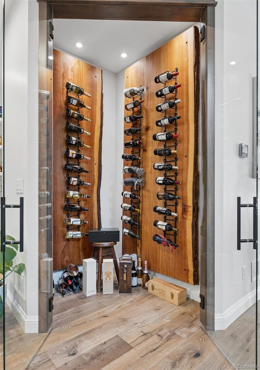 MLS Image #5 for 516 s high street,denver, Colorado