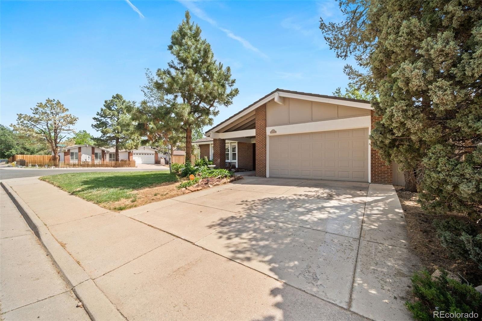 MLS Image #2 for 3702 s mission parkway,aurora, Colorado