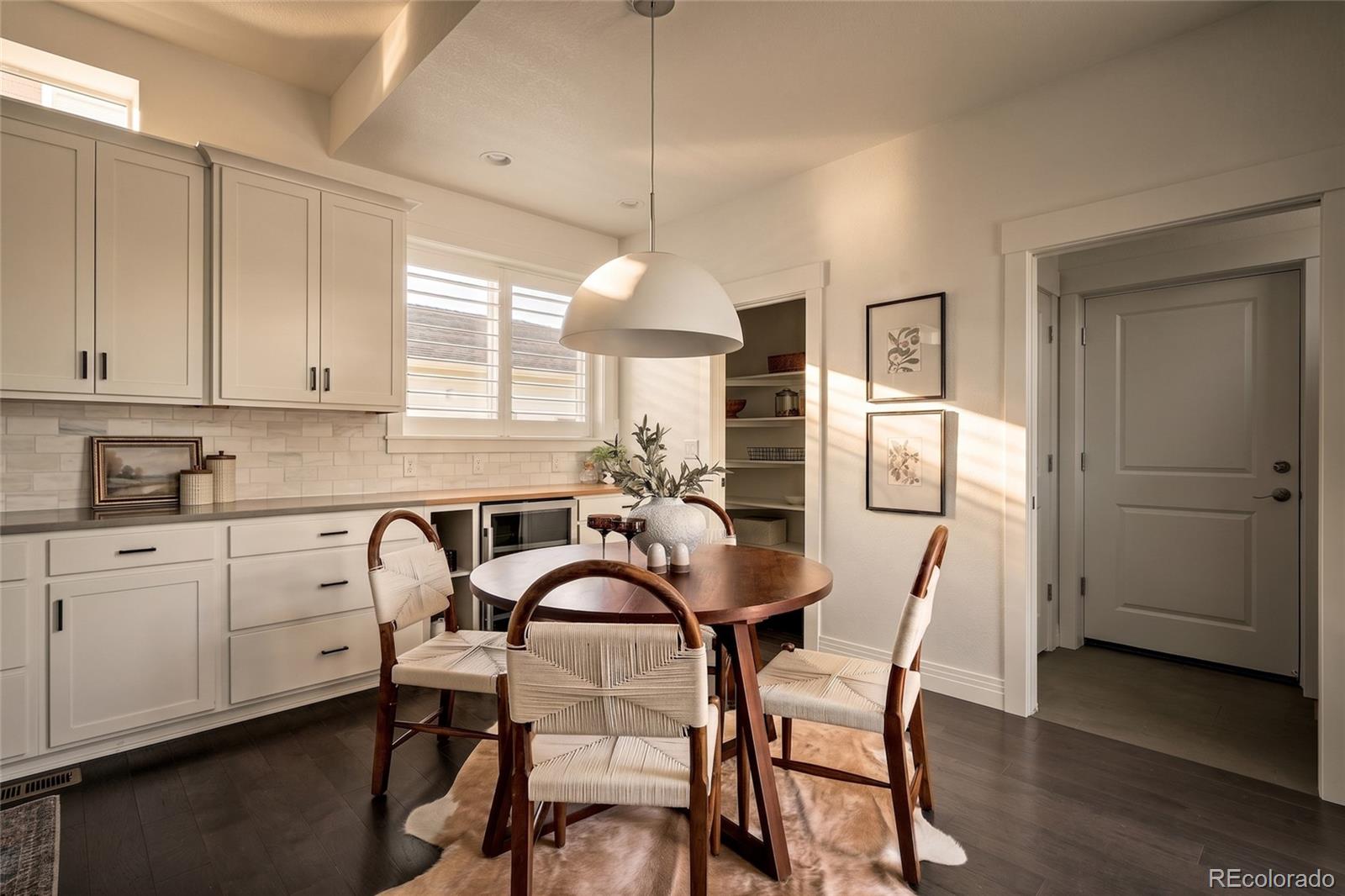 MLS Image #4 for 10174 e 59th avenue,denver, Colorado