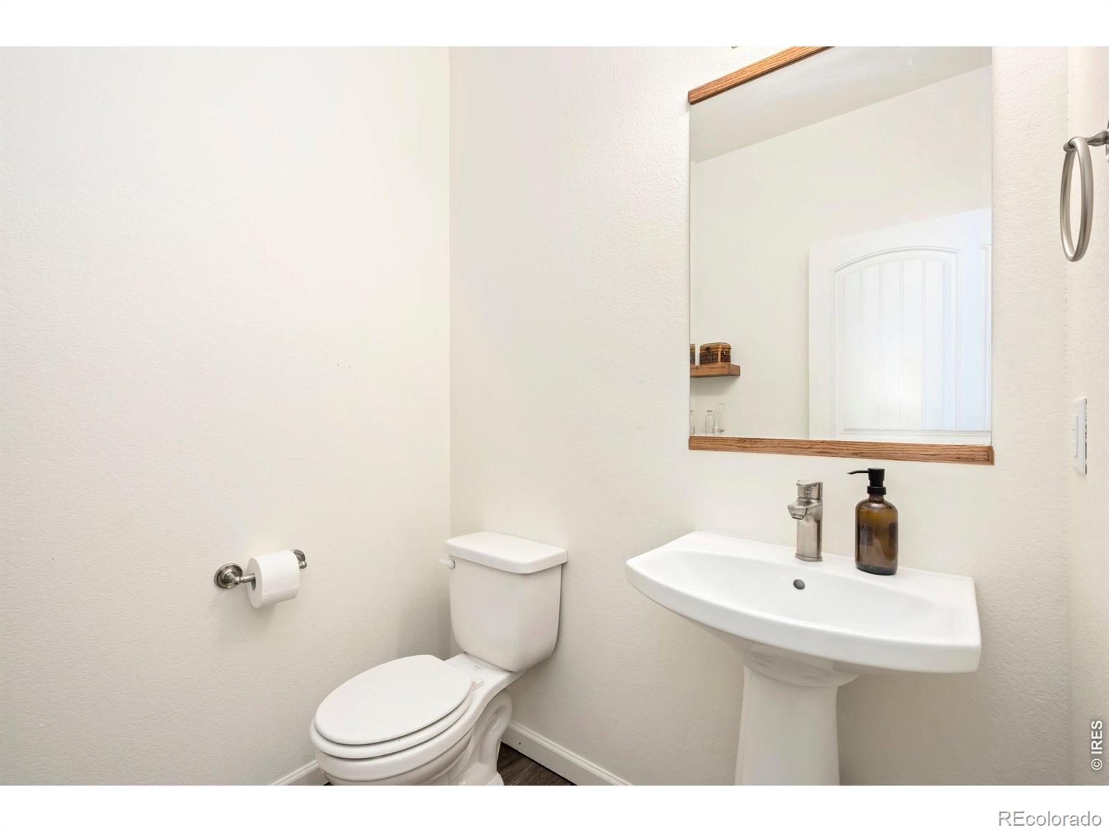 MLS Image #11 for 4355  24th street road,greeley, Colorado
