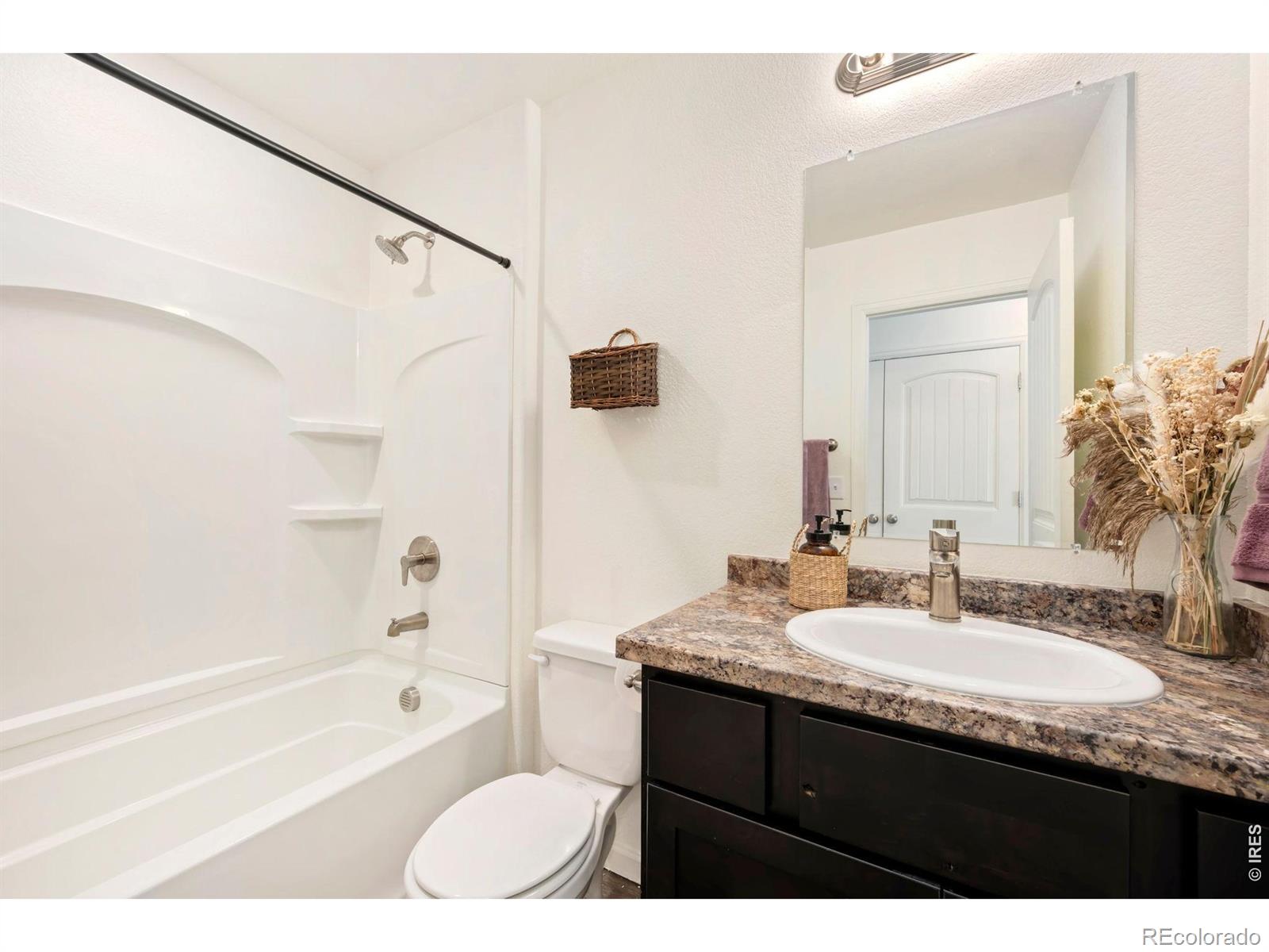 MLS Image #16 for 4355  24th street road,greeley, Colorado