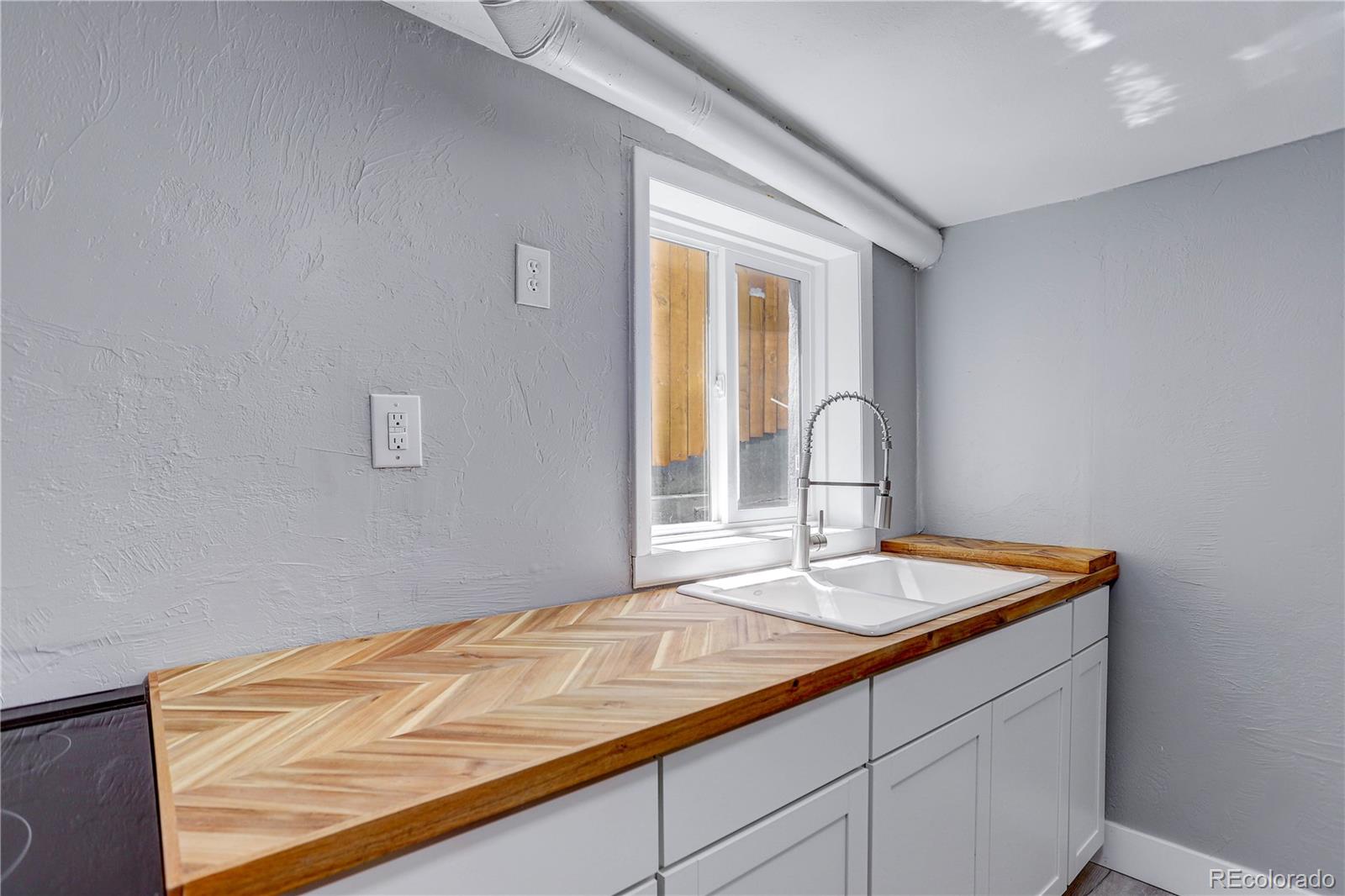 MLS Image #23 for 4926  sherman street,denver, Colorado