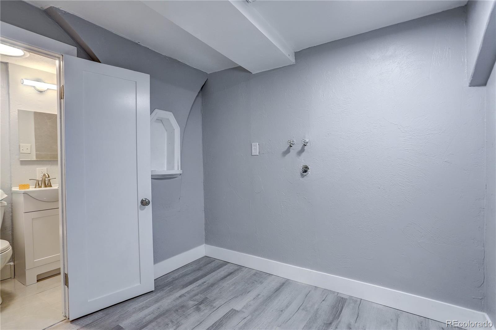 MLS Image #31 for 4926  sherman street,denver, Colorado