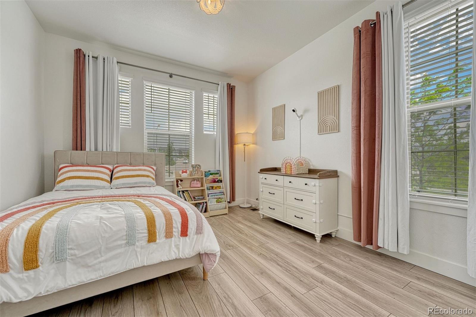 MLS Image #10 for 7843  plateau creek lane,littleton, Colorado