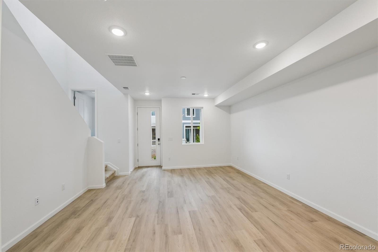 MLS Image #3 for 24171 e 30th place,aurora, Colorado