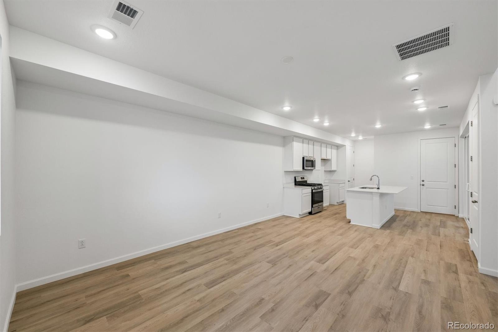 MLS Image #4 for 24171 e 30th place,aurora, Colorado