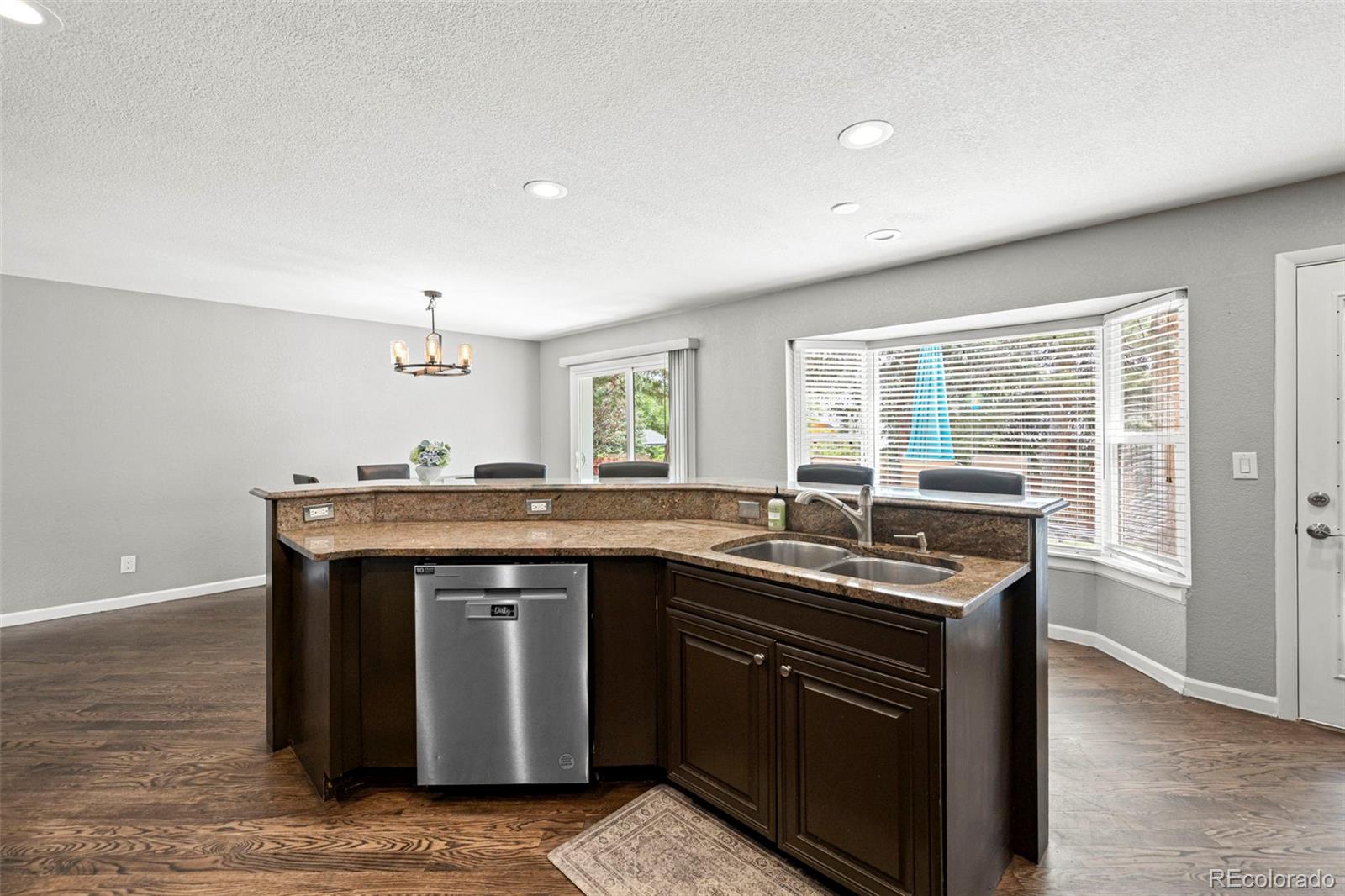 MLS Image #13 for 6902 s lamar street,littleton, Colorado