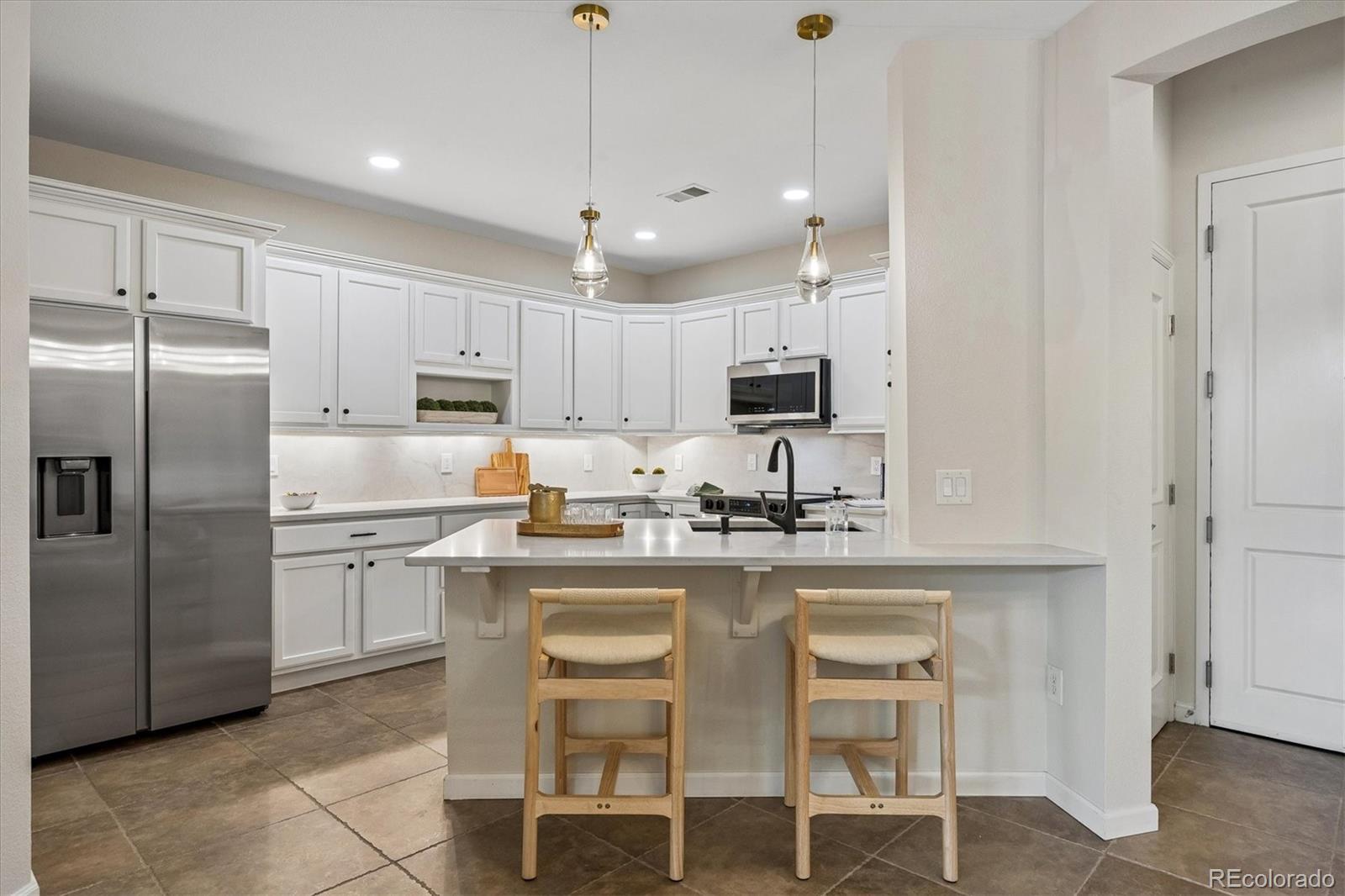 MLS Image #1 for 7820  inverness boulevard,englewood, Colorado