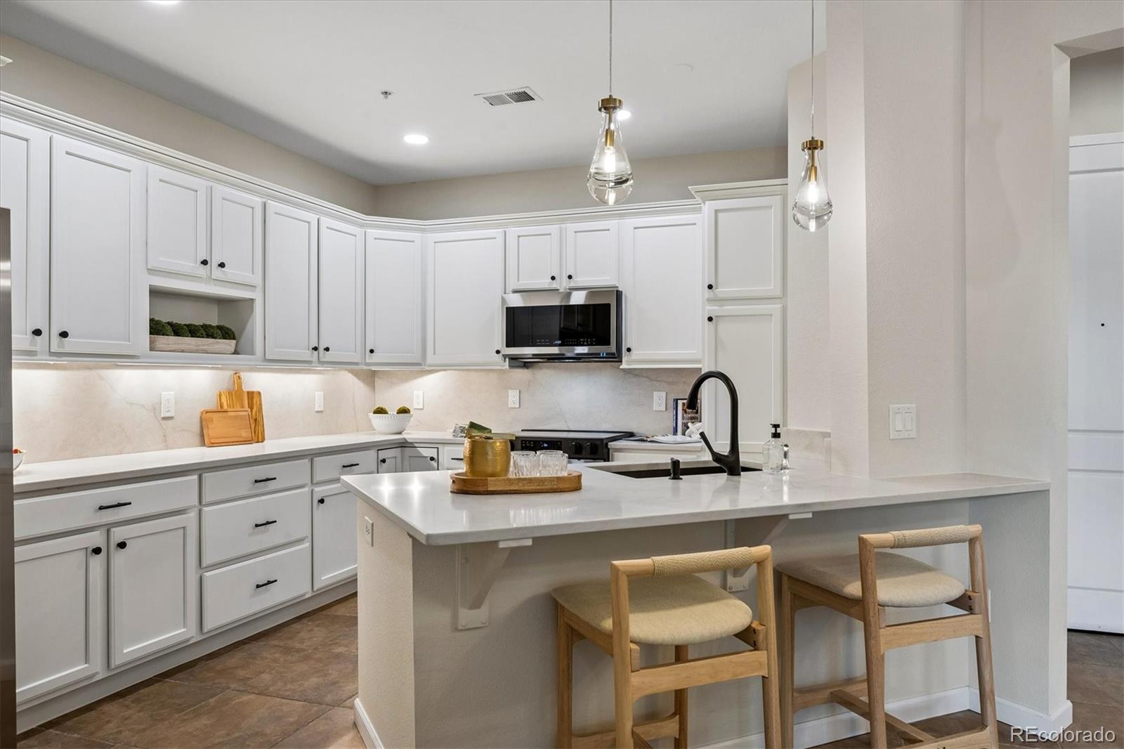 MLS Image #2 for 7820  inverness boulevard,englewood, Colorado