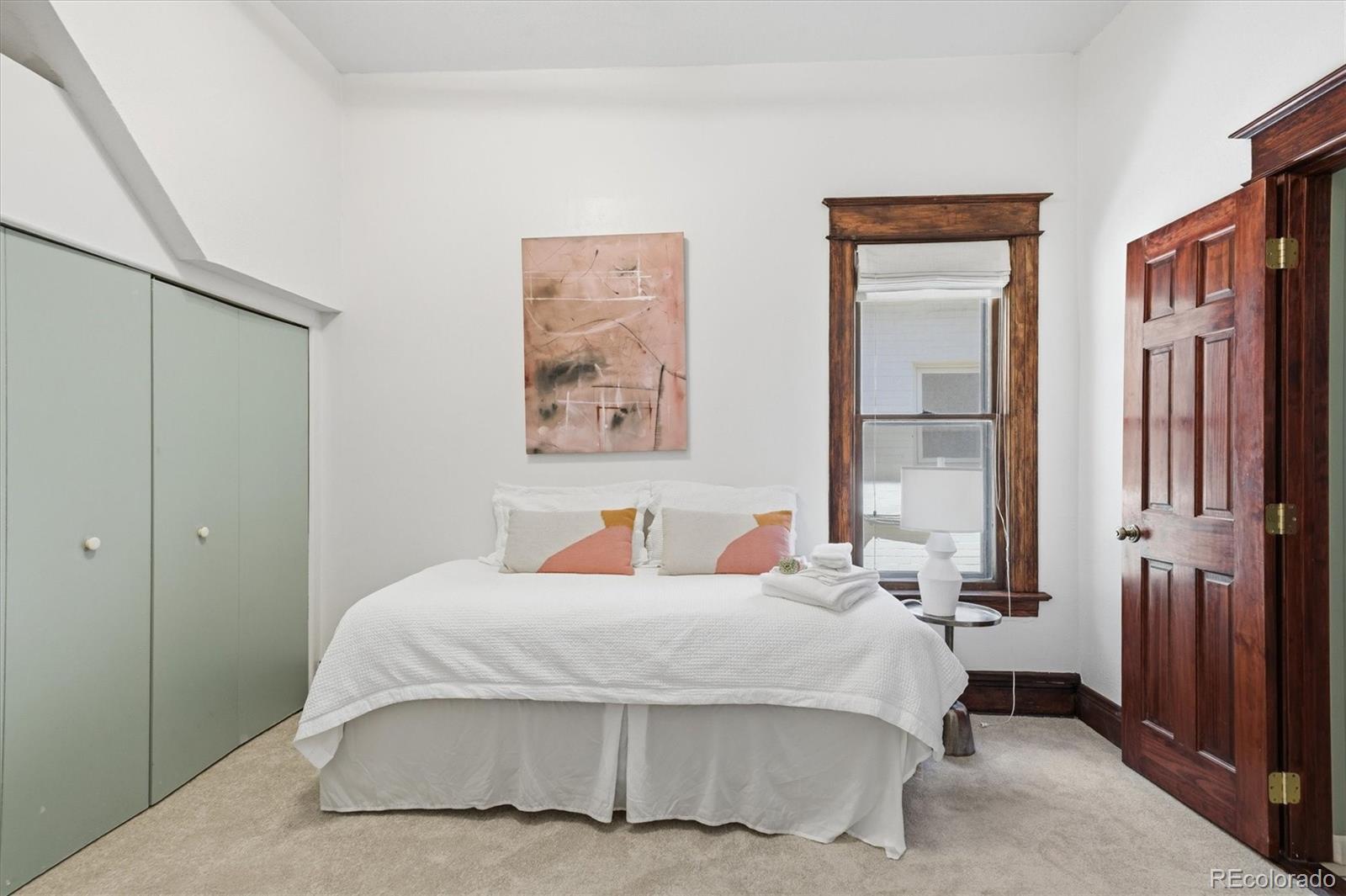 MLS Image #17 for 942 s pennsylvania street,denver, Colorado
