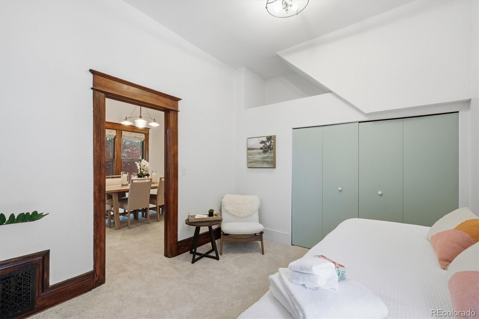 MLS Image #18 for 942 s pennsylvania street,denver, Colorado
