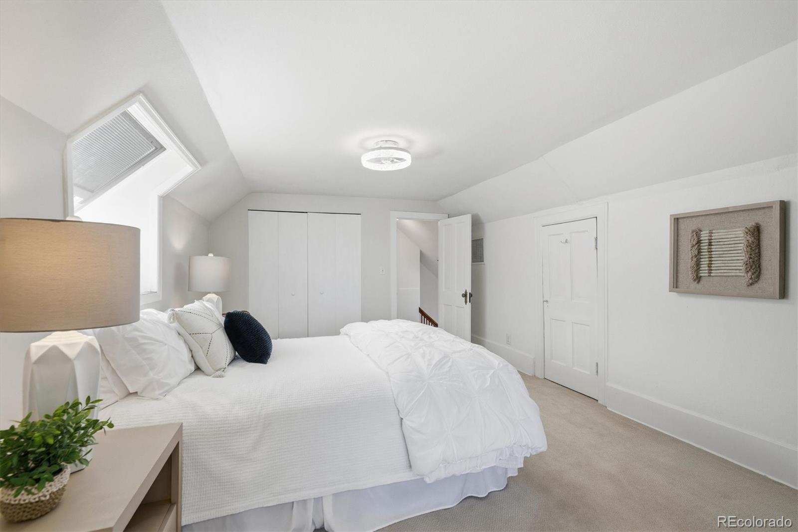 MLS Image #24 for 942 s pennsylvania street,denver, Colorado