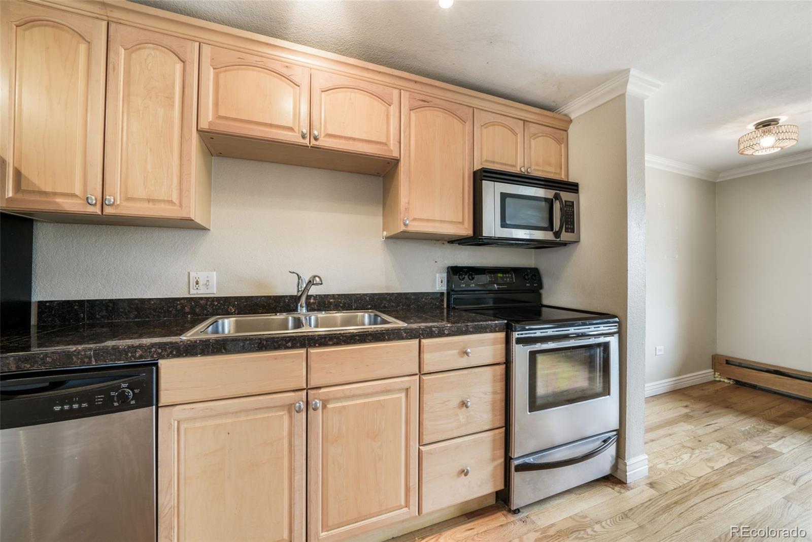 MLS Image #11 for 558 n washington street 203,denver, Colorado