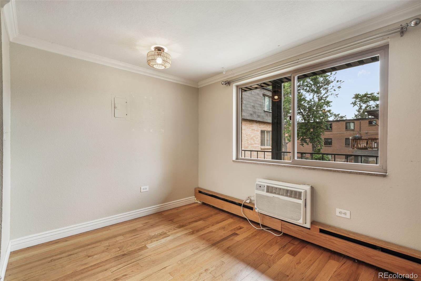 MLS Image #6 for 558 n washington street 203,denver, Colorado