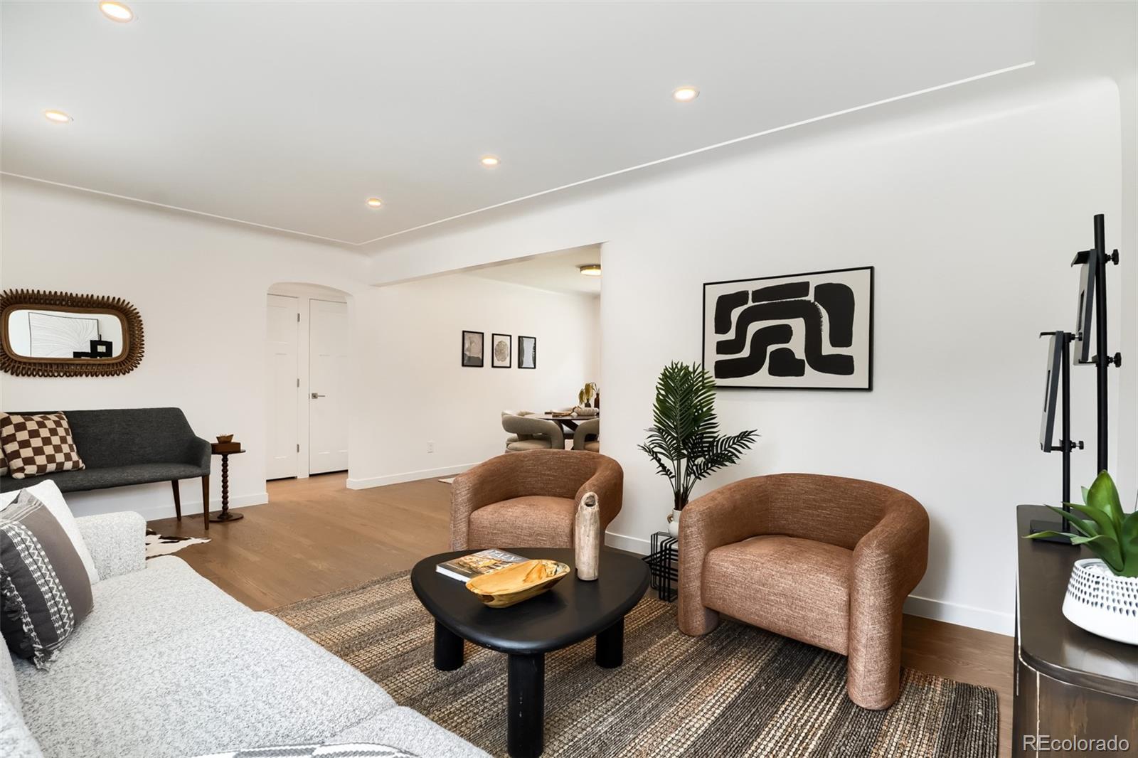 MLS Image #12 for 940  magnolia street,denver, Colorado
