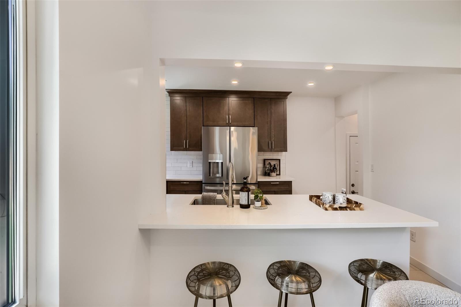 MLS Image #16 for 940  magnolia street,denver, Colorado