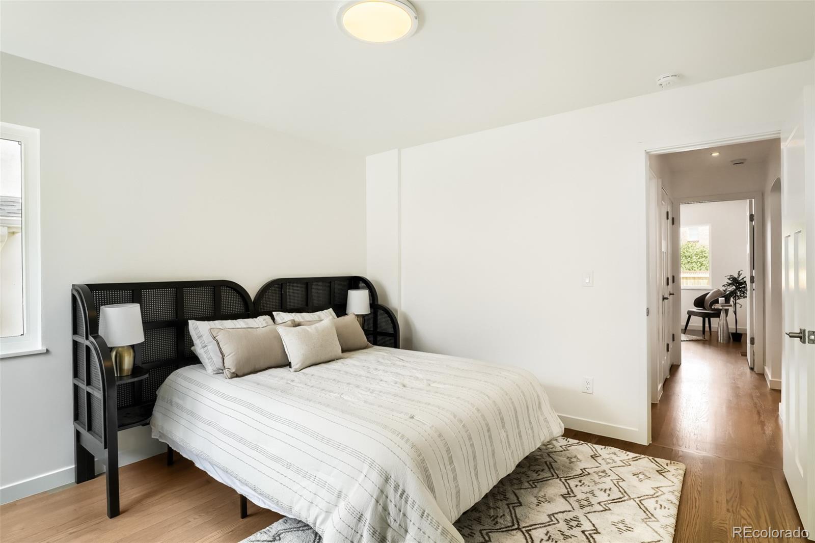 MLS Image #19 for 940  magnolia street,denver, Colorado