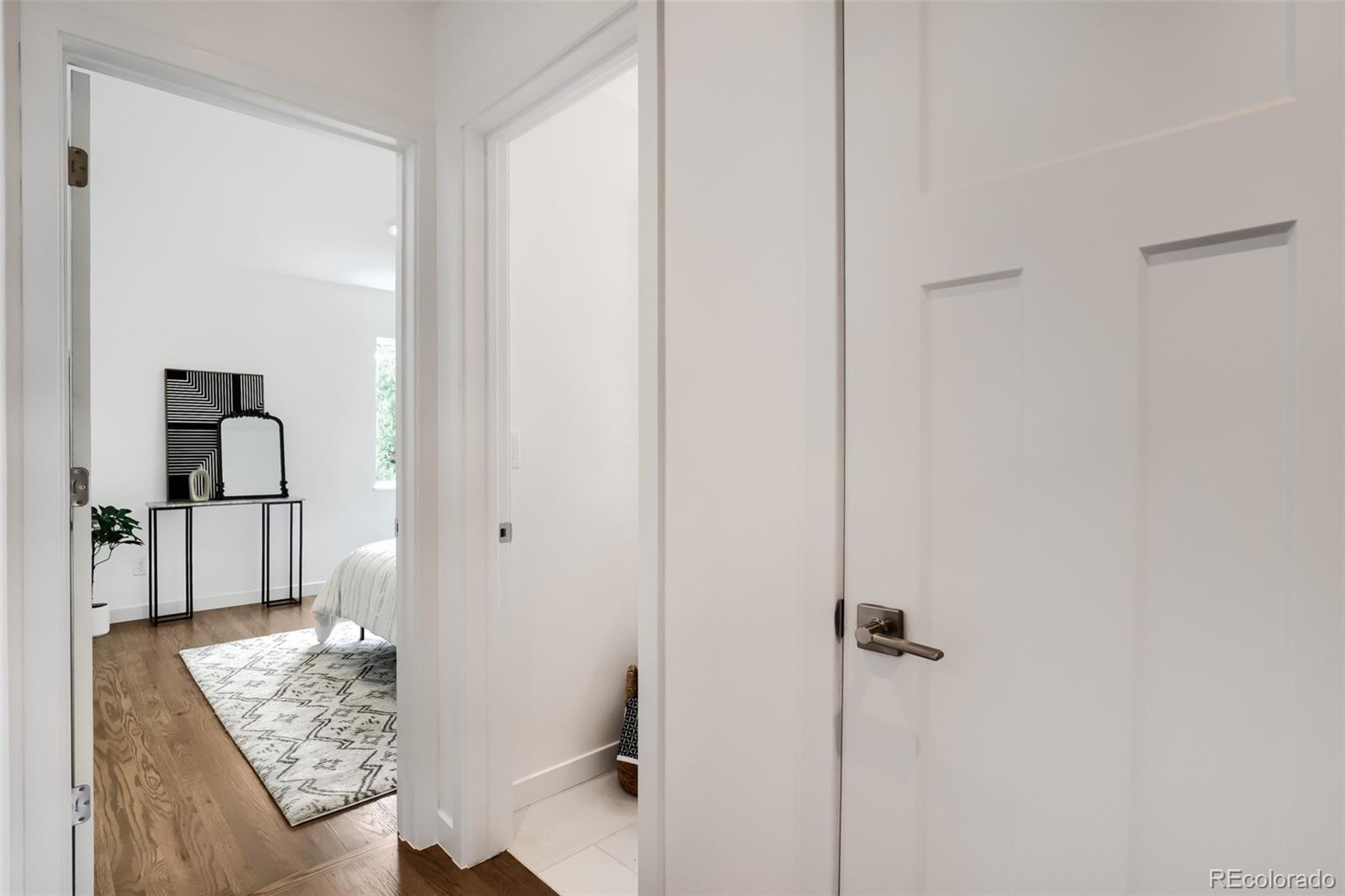 MLS Image #21 for 940  magnolia street,denver, Colorado