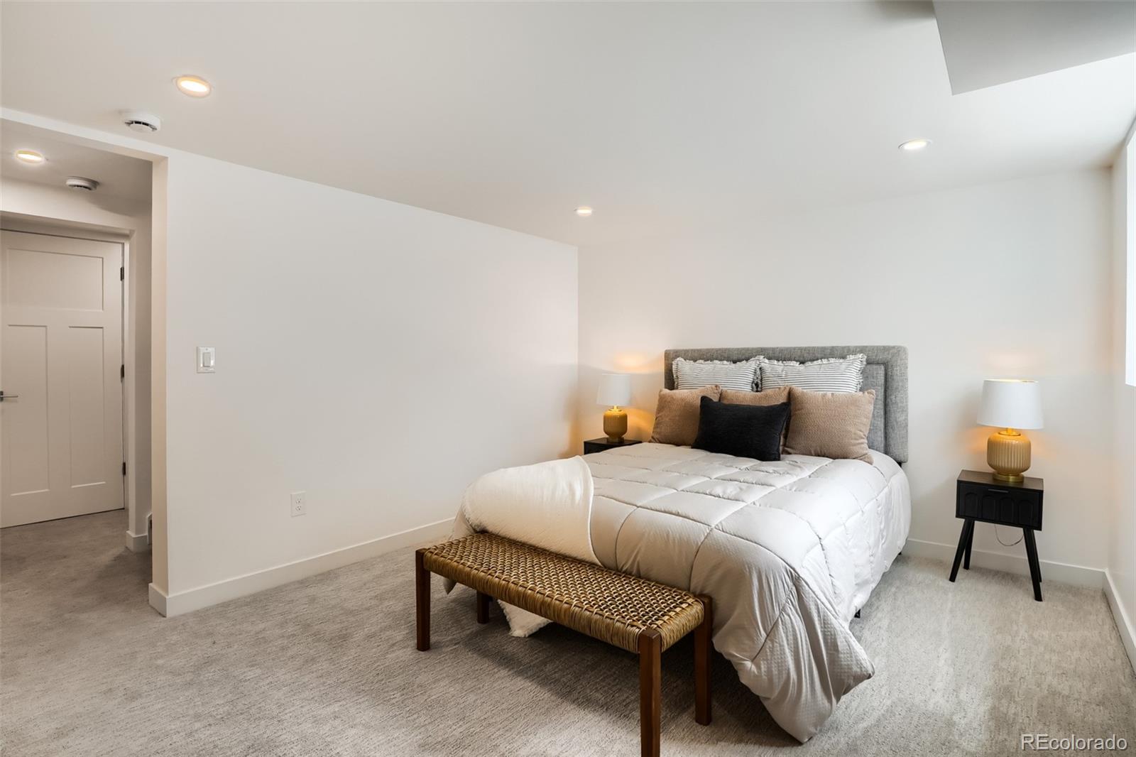 MLS Image #24 for 940  magnolia street,denver, Colorado