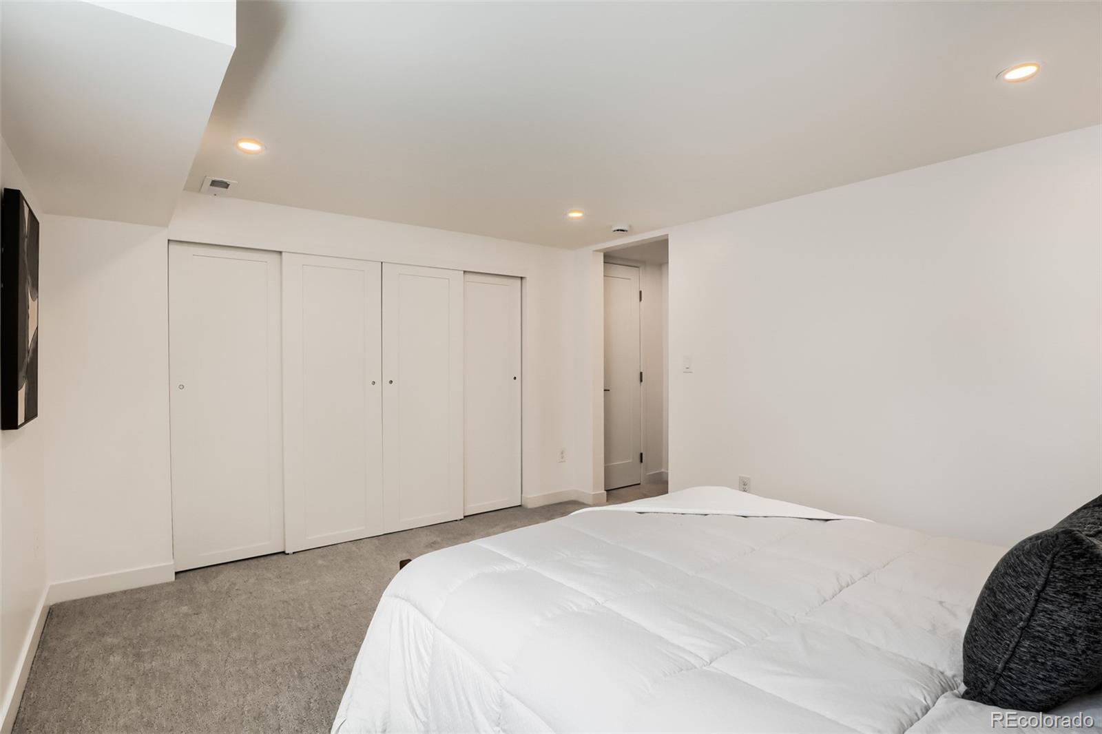 MLS Image #25 for 940  magnolia street,denver, Colorado
