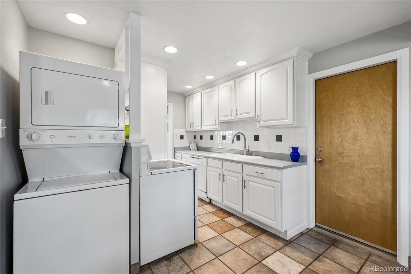 MLS Image #4 for 2689 s meade street,denver, Colorado