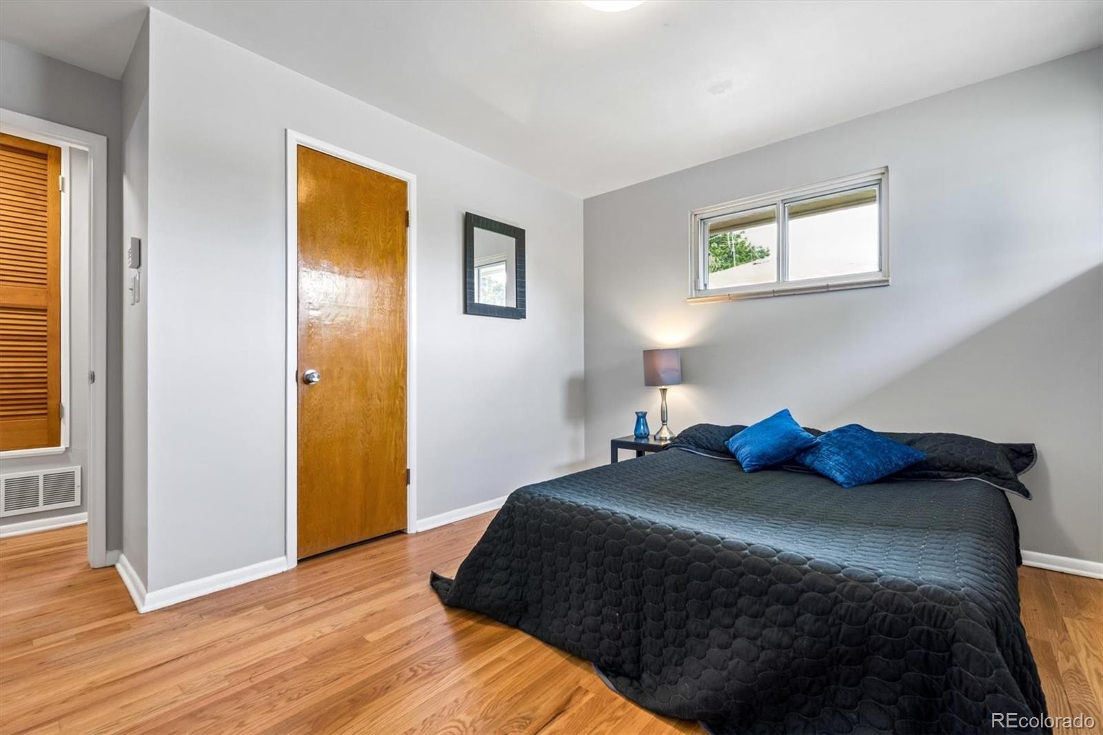 MLS Image #8 for 2689 s meade street,denver, Colorado