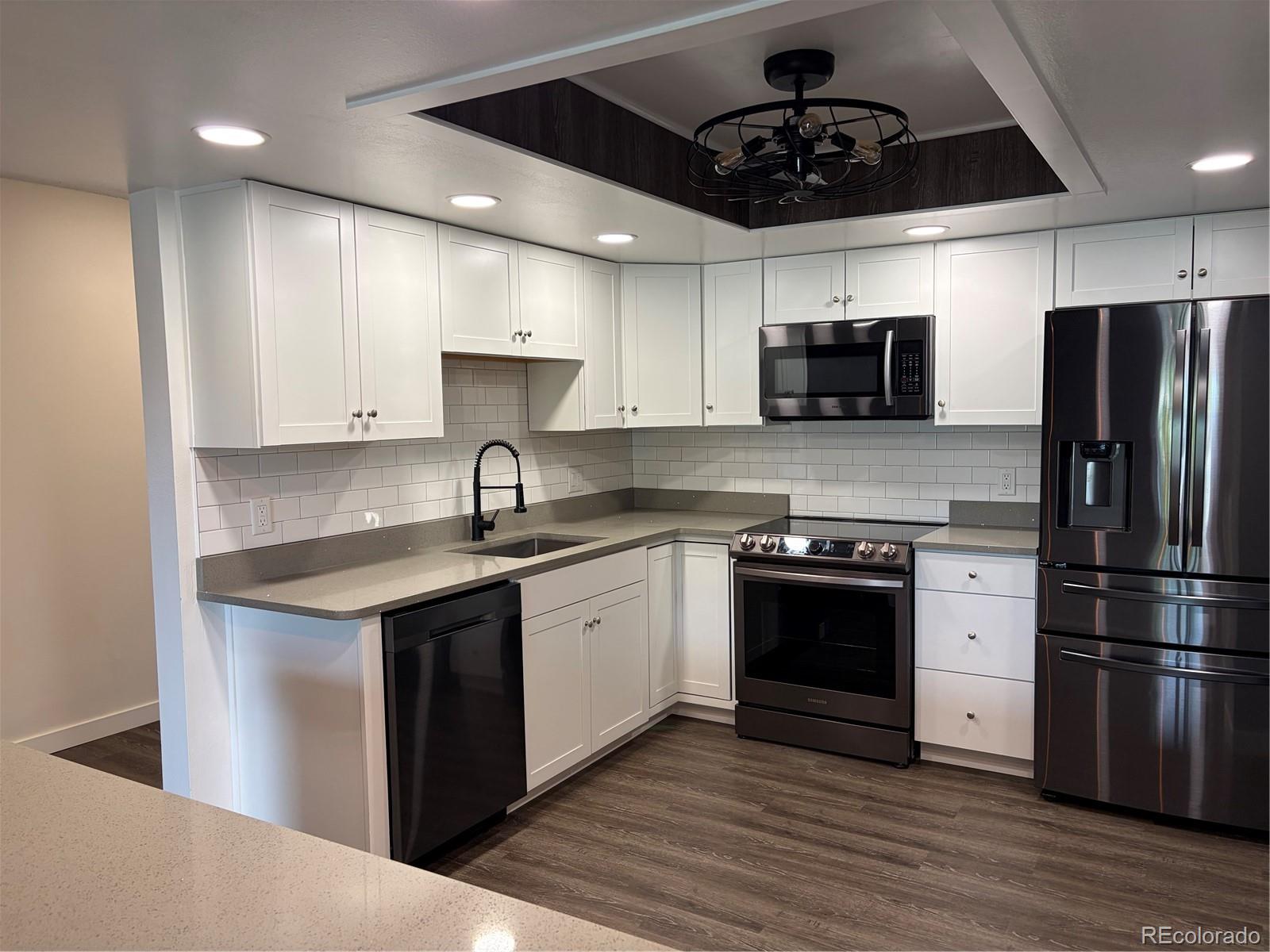 MLS Image #5 for 13800 e marina drive,aurora, Colorado