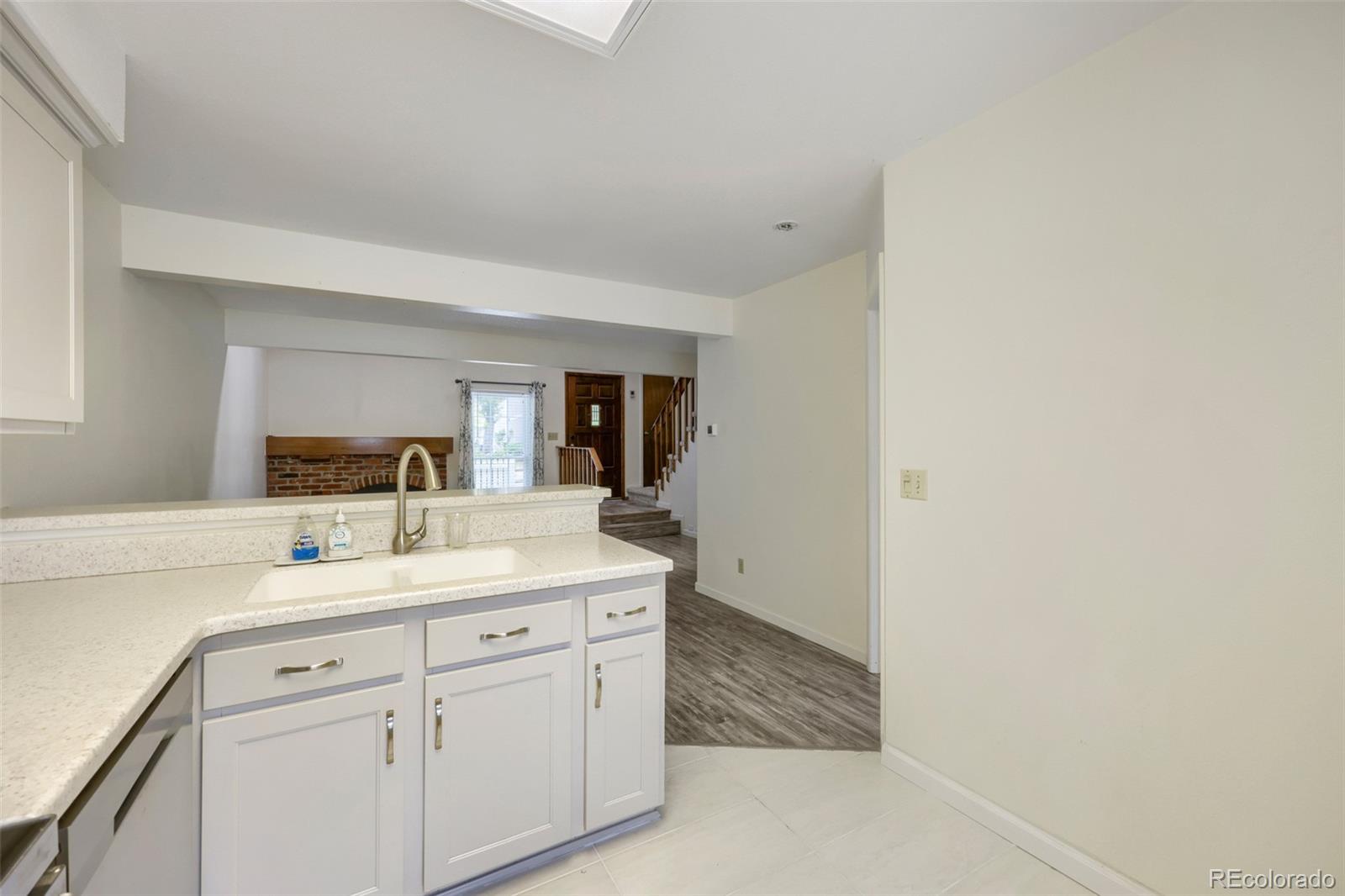 MLS Image #10 for 2878 w long circle,littleton, Colorado