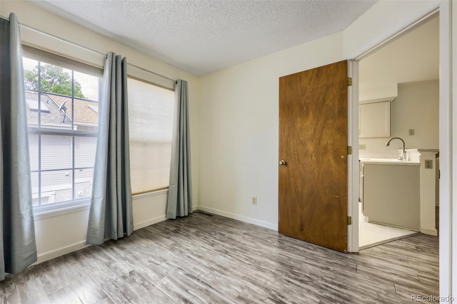 MLS Image #11 for 2878 w long circle,littleton, Colorado