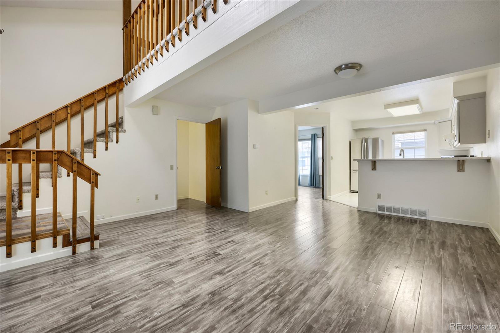 MLS Image #6 for 2878 w long circle,littleton, Colorado