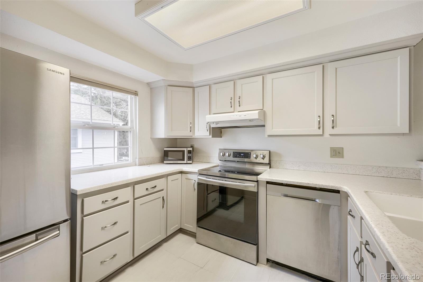 MLS Image #9 for 2878 w long circle,littleton, Colorado