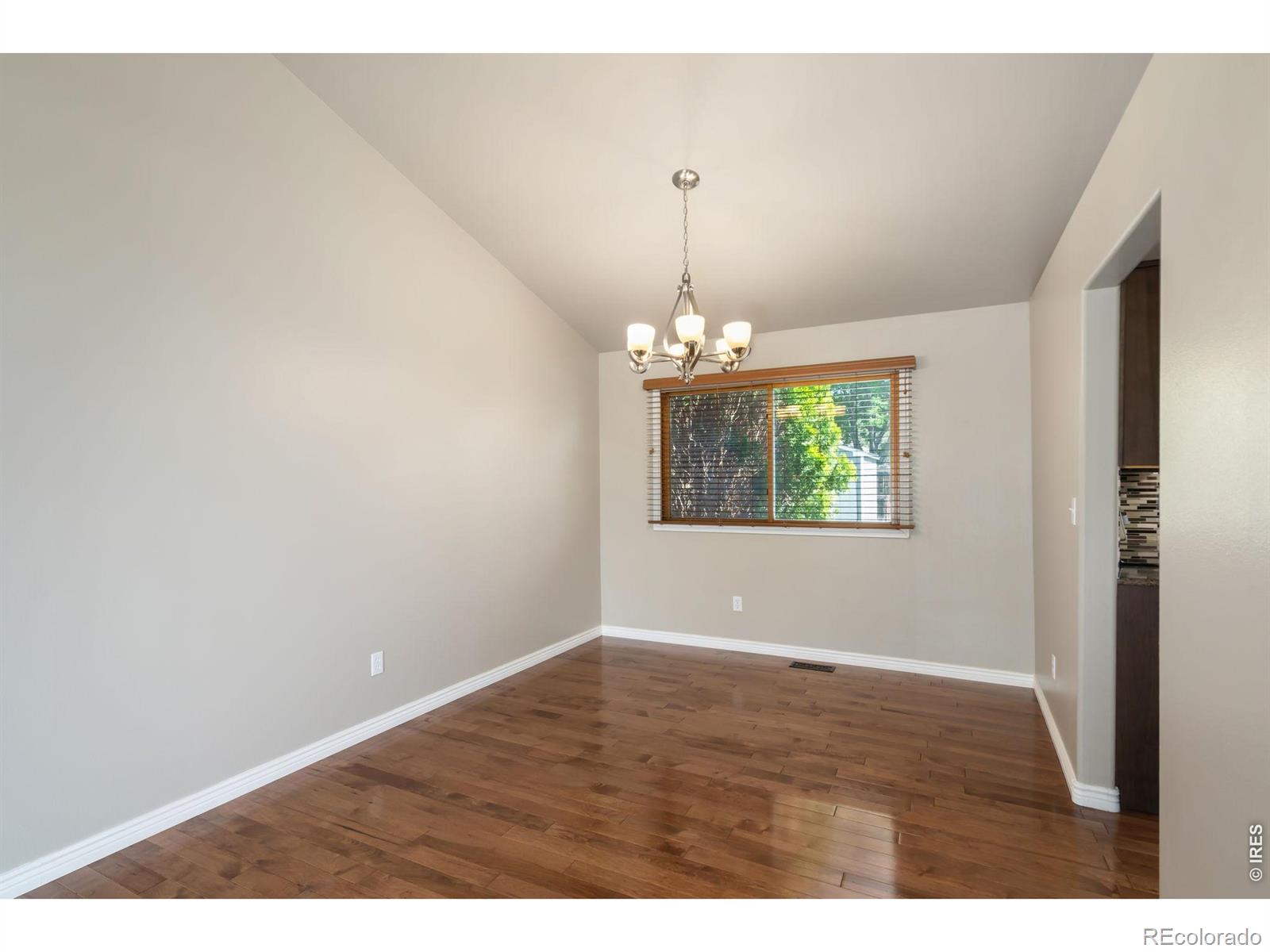 MLS Image #11 for 883 w 44th street,loveland, Colorado