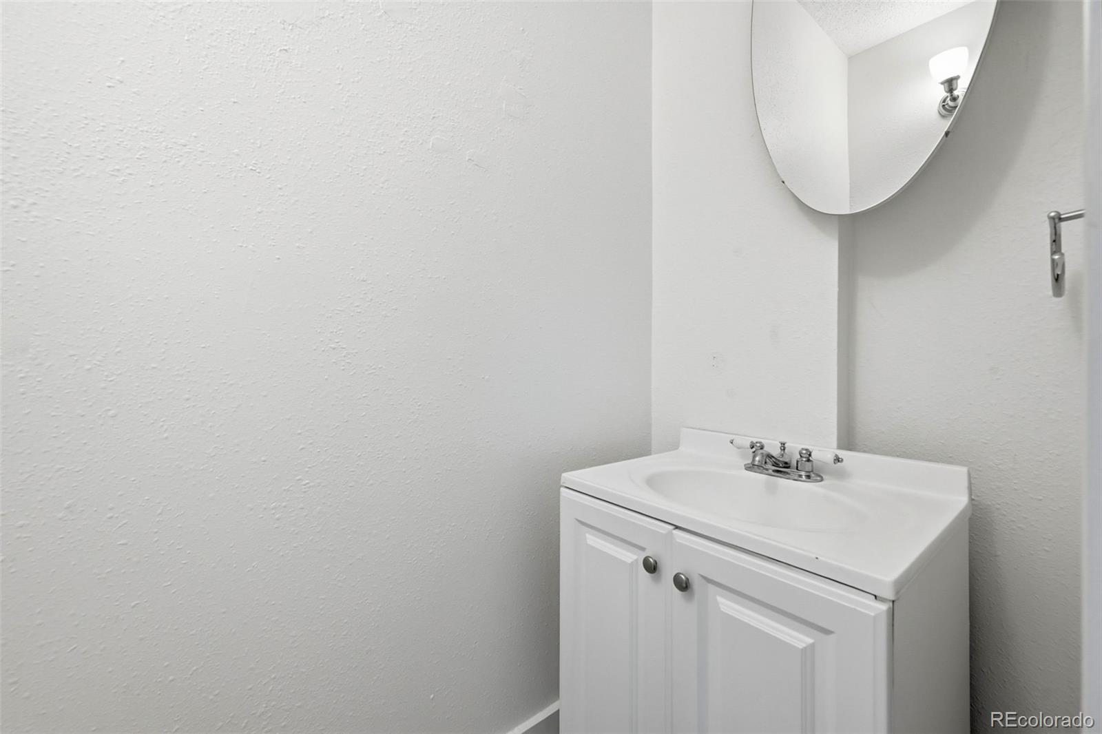 MLS Image #11 for 3037 n gilpin street,denver, Colorado